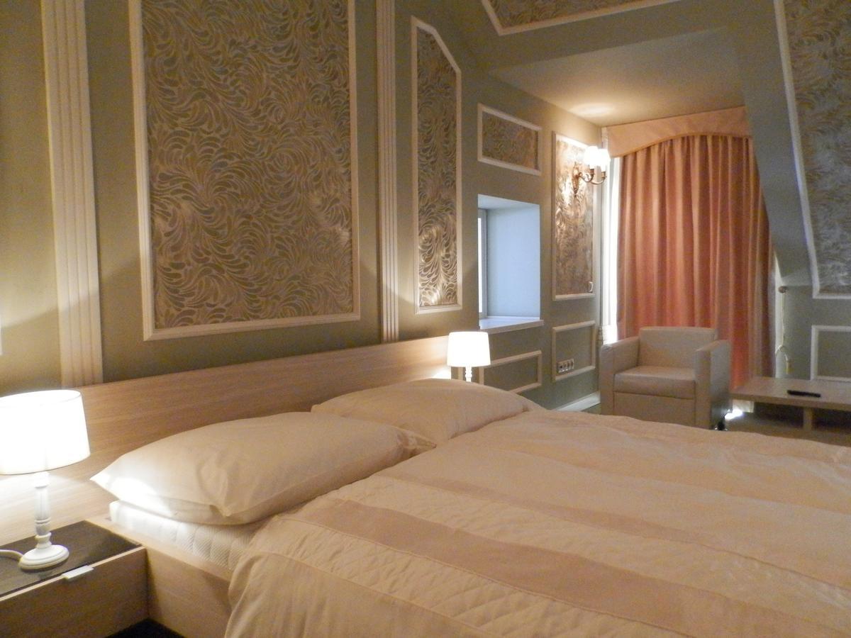 Bed and Breakfast Nagyret Panzio Эгер Экстерьер фото
