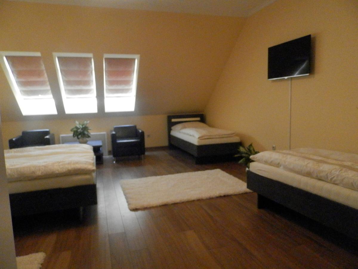 Bed and Breakfast Nagyret Panzio Эгер Экстерьер фото