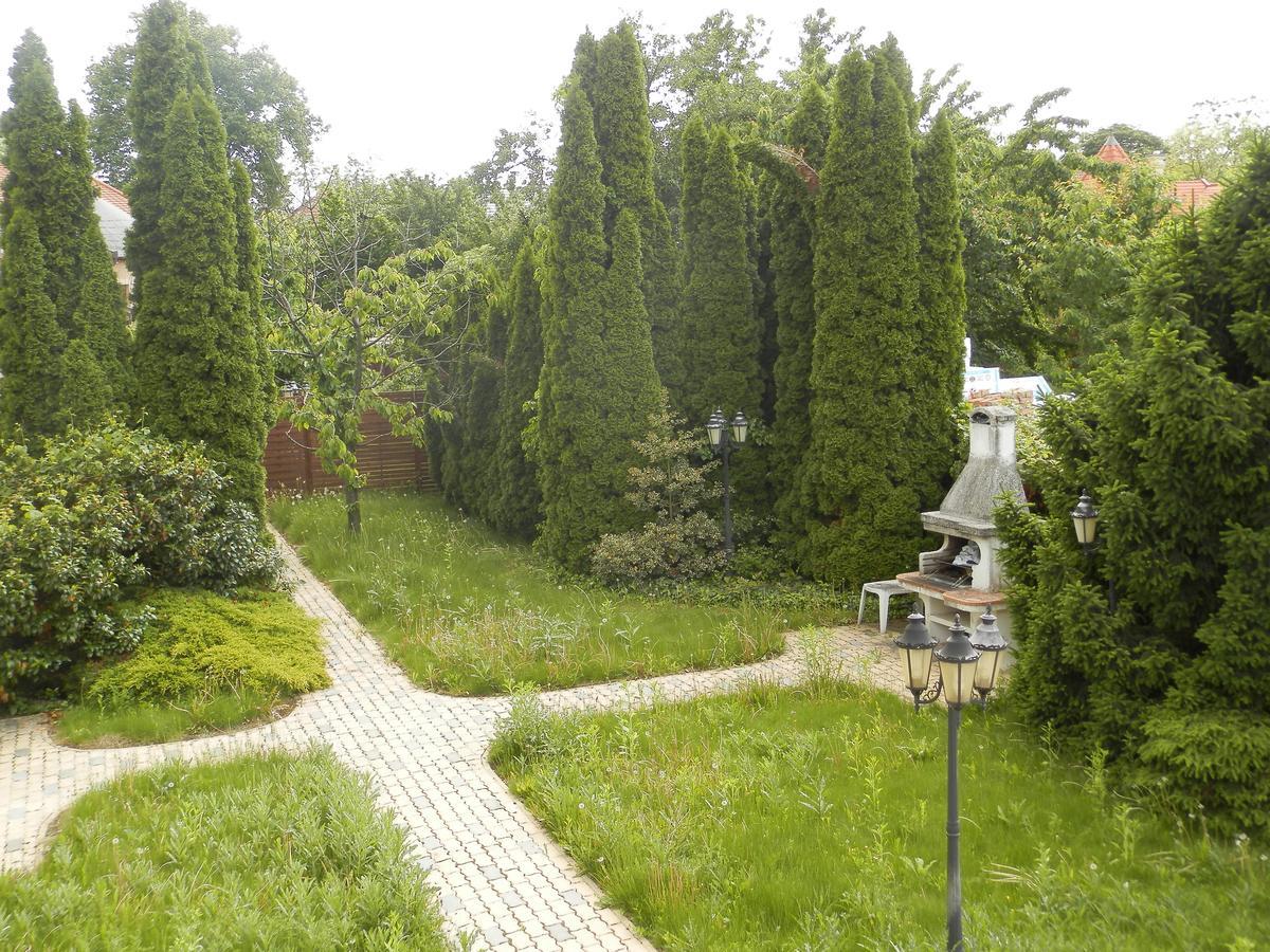 Bed and Breakfast Nagyret Panzio Эгер Экстерьер фото